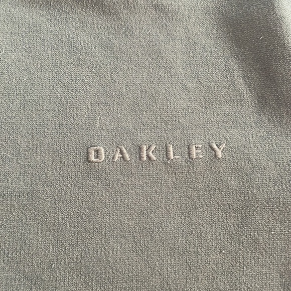 Men’s Oakley Solid Full-Zip Hoodie - Small Size - Picture 5 of 6